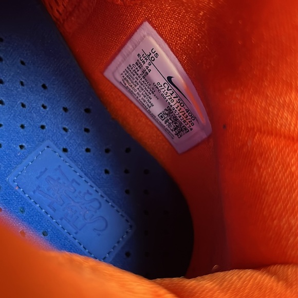 Nike Lebron VIII Hardwood Classic High Top Sneakers - Picture 11 of 11